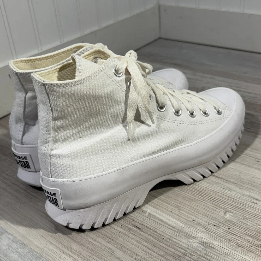 Converse Chuck Taylor All Star Lugged Hi Women's Size‎ 9 Athletic Shoes Sneakers
